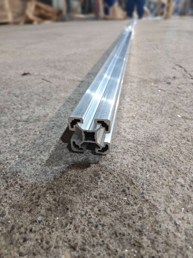 alyuminievyy-konstruktsionnyy-profil-40-40