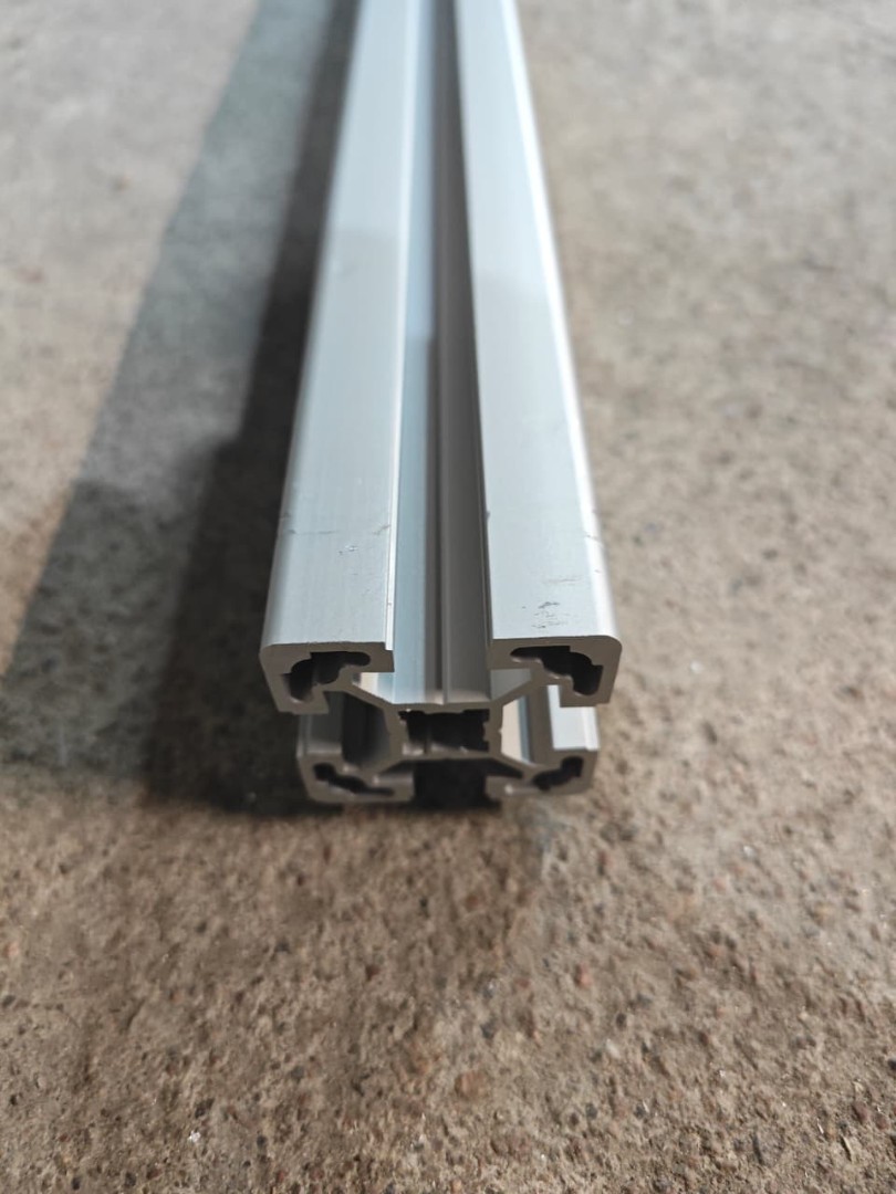 alyuminievyij-konstrukczionnyij-profil-40x40