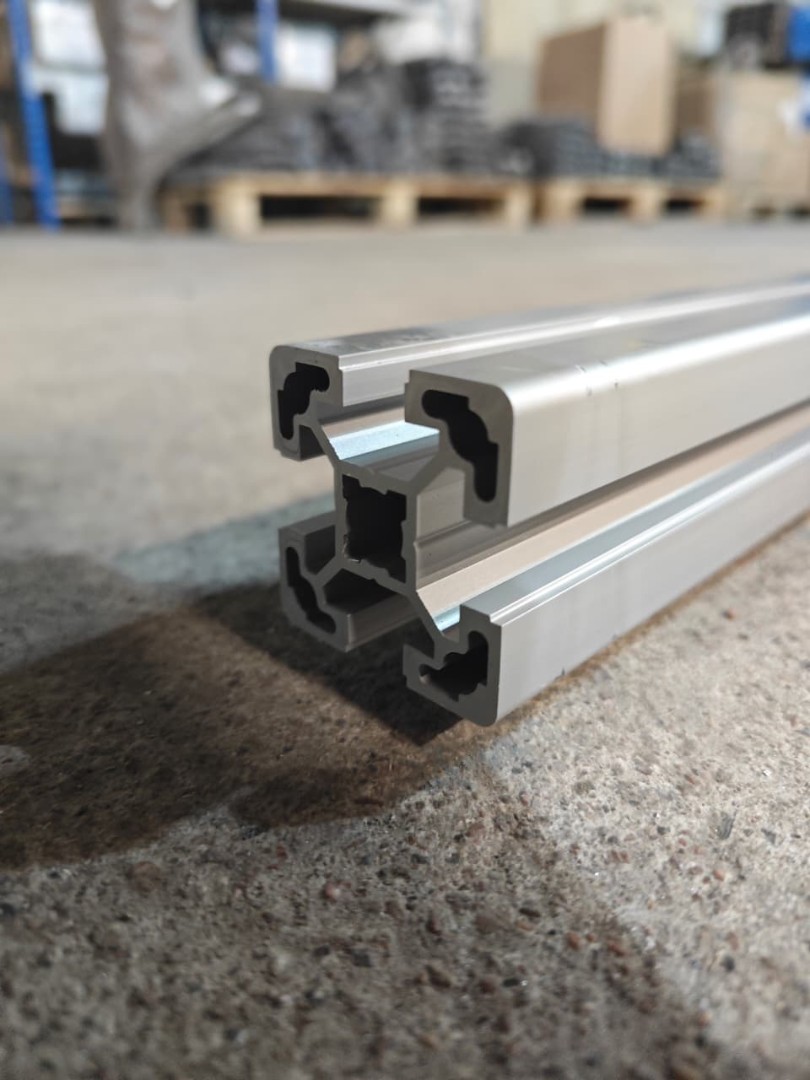 alyuminievyij-konstrukczionnyij-profil-40x40